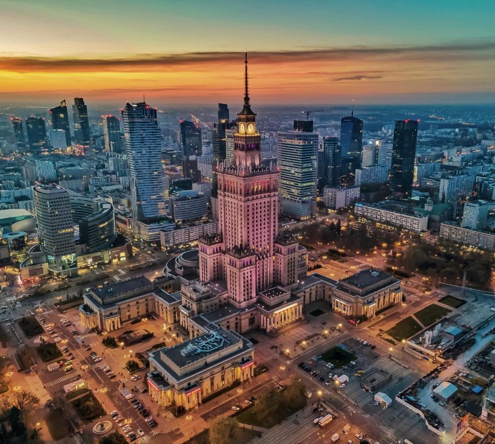 Top Metro X2 Fast Wifi 400 Mbs 70'Tv Netflix Hbo Max Appletv+ Disney+ Warsaw Exterior photo