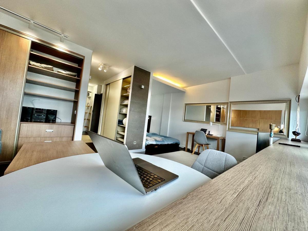 Top Metro X2 Fast Wifi 400 Mbs 70'Tv Netflix Hbo Max Appletv+ Disney+ Warsaw Exterior photo