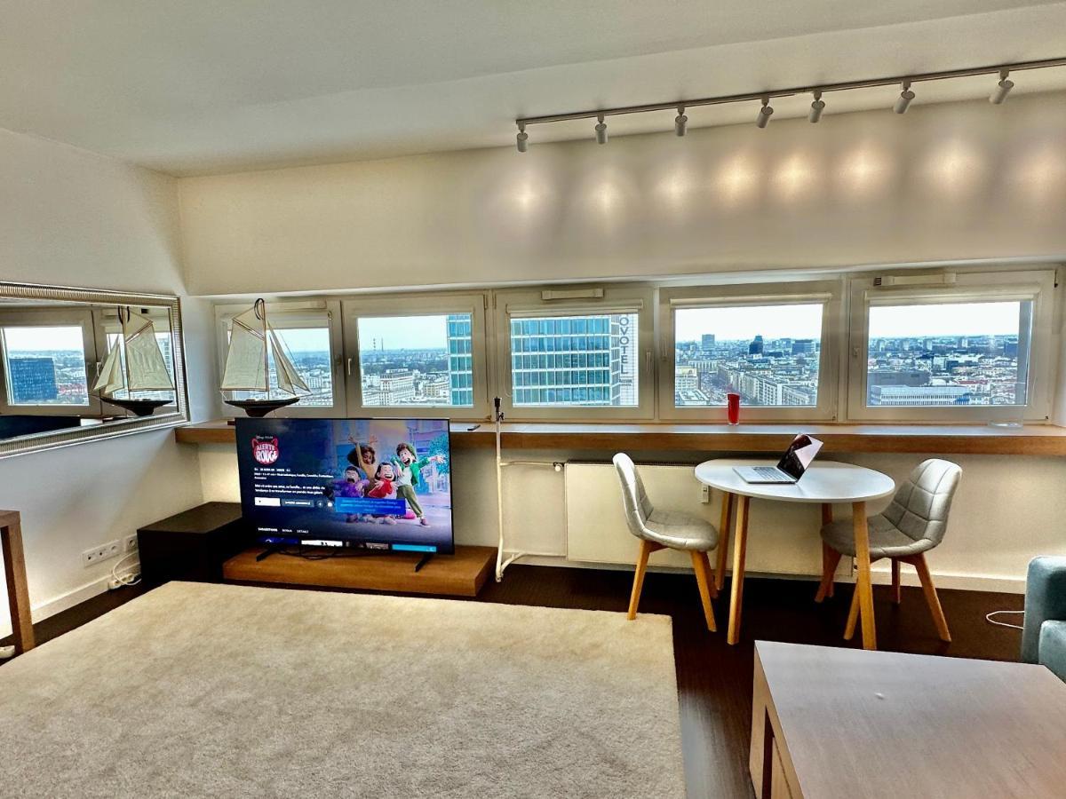 Top Metro X2 Fast Wifi 400 Mbs 70'Tv Netflix Hbo Max Appletv+ Disney+ Warsaw Exterior photo
